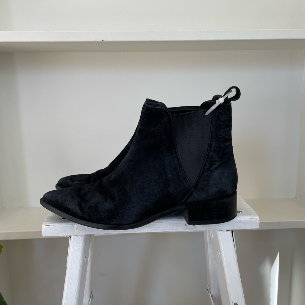 & other stories ankle boots booties black pointed 38
